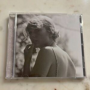 Taylor Swift “Folklore” + “Evermore” CD Bundle!